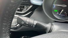 Toyota C-HR 1.8 Hybrid Design 5dr CVT Hybrid Hatchback